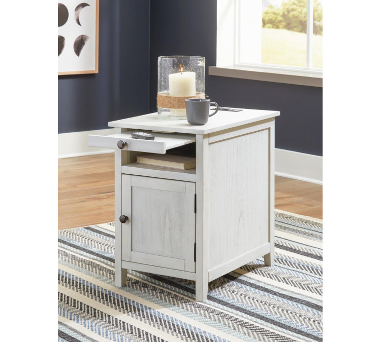 Treytown Chairside End Table - Antique White