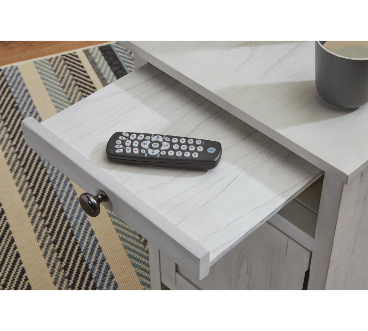 Treytown Chairside End Table - Antique White