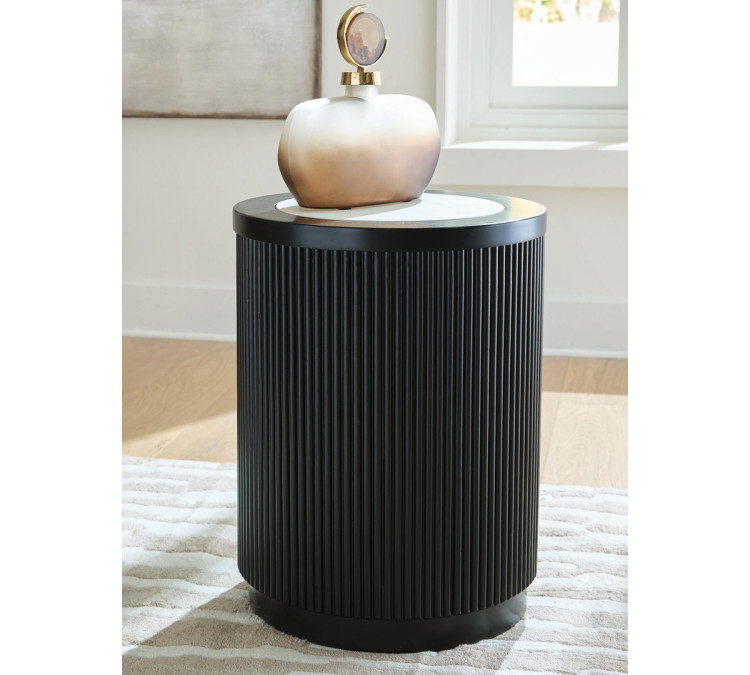 Grayman End Table - Black
