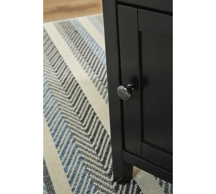 Treytown Chairside End Table - Black