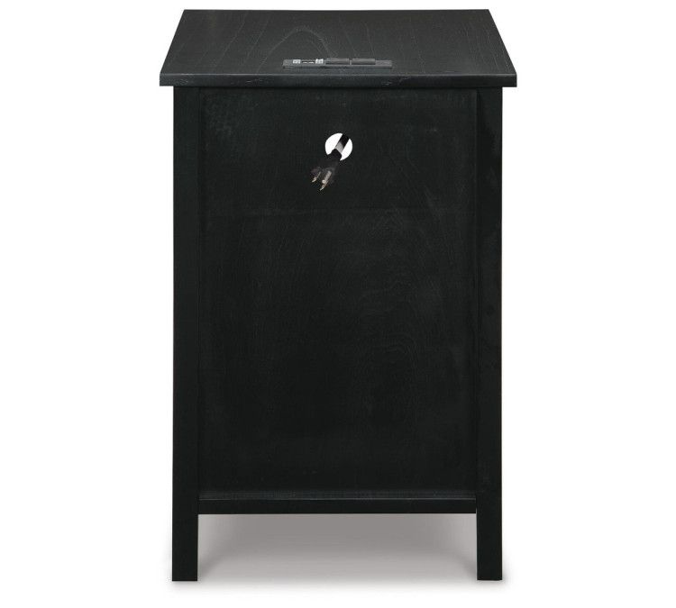 Treytown Chairside End Table - Black