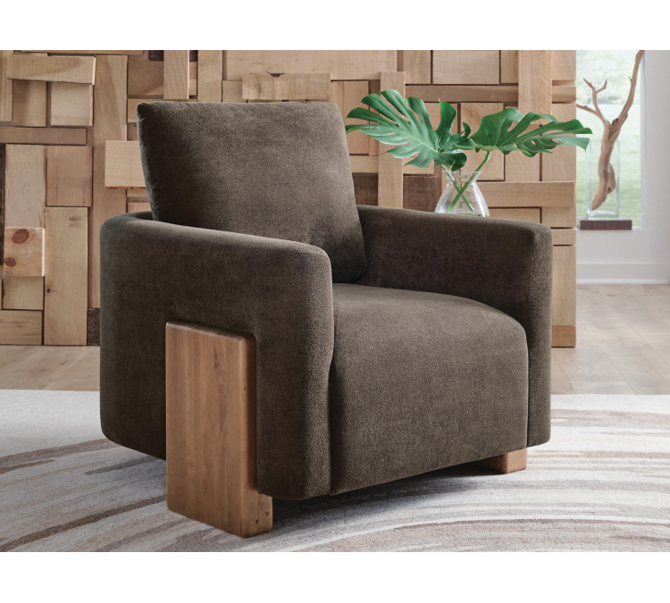 Dairlett Accent Chair - Brown