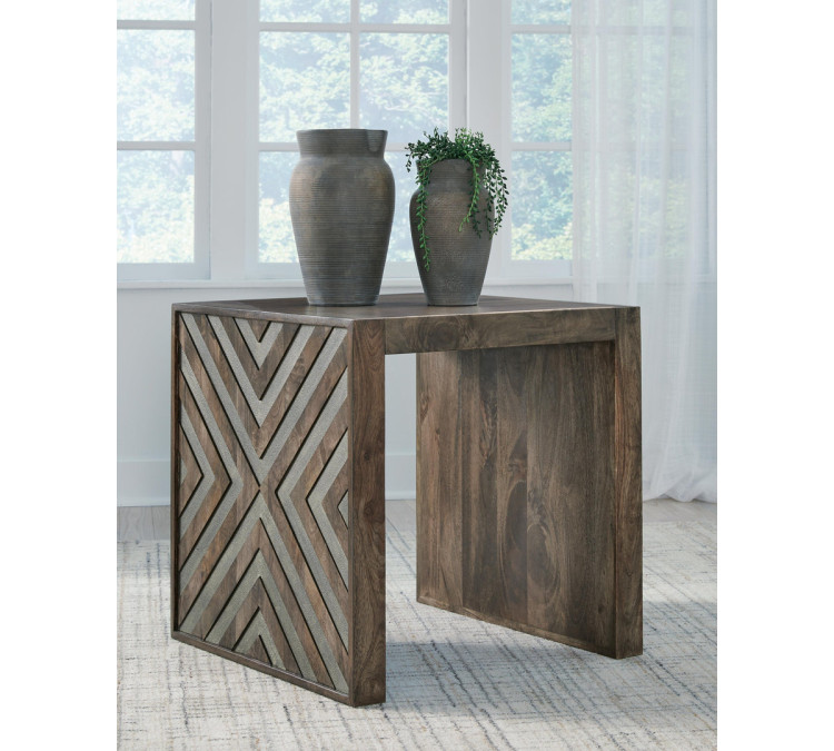 Dreggan End Table - Brown