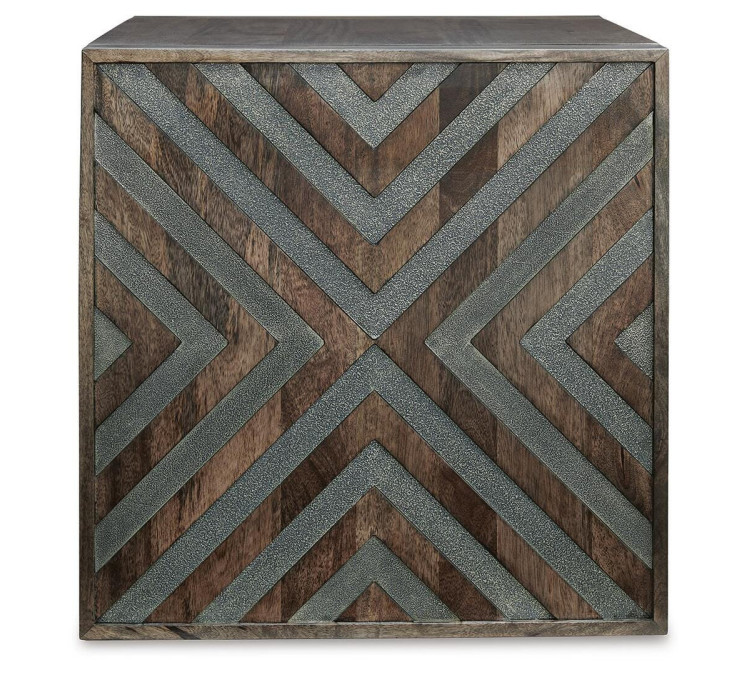 Dreggan End Table - Brown