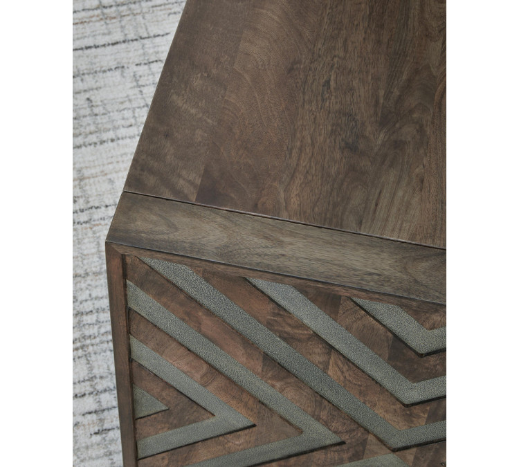 Dreggan End Table - Brown