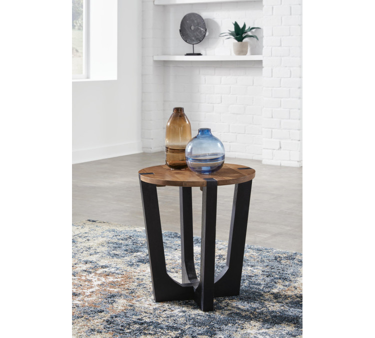 Hanneforth End Table - Brown/Black