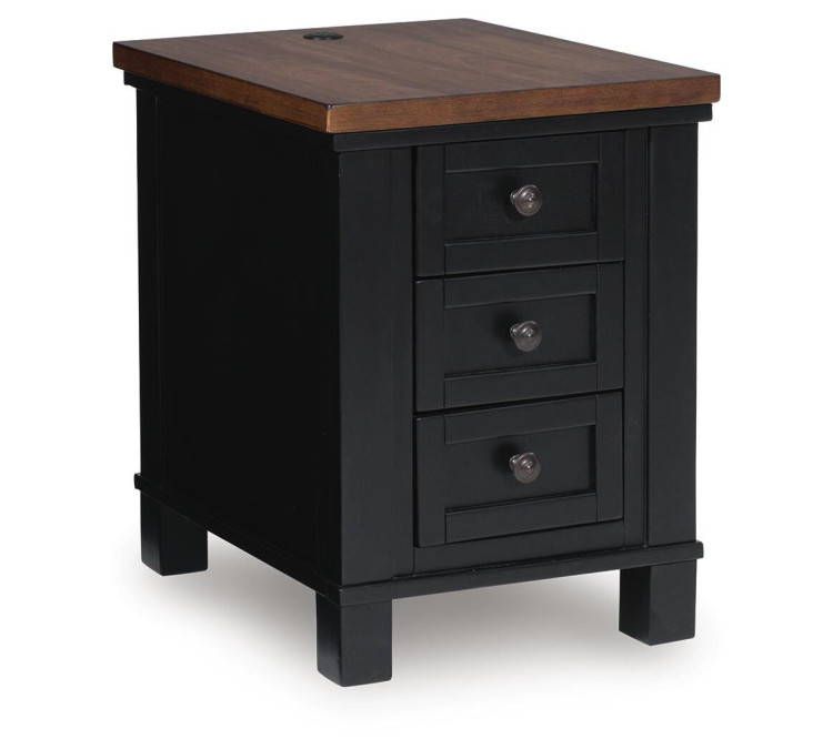 Wildenauer Chairside End Table - Brown/Black