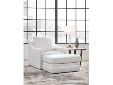 Maitelynn Chair and Ottoman - Chalk