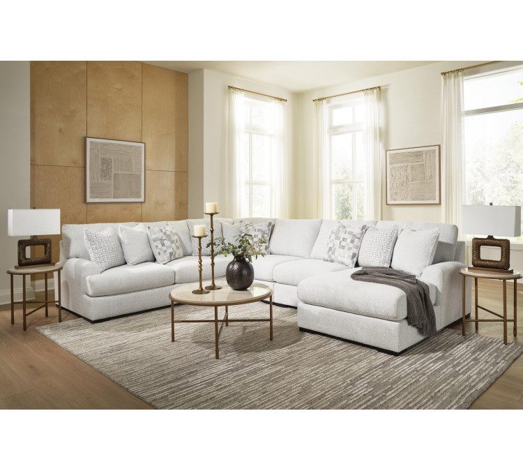 Wynncroft Manor 5-Piece Sectional with Chaise - Chalk