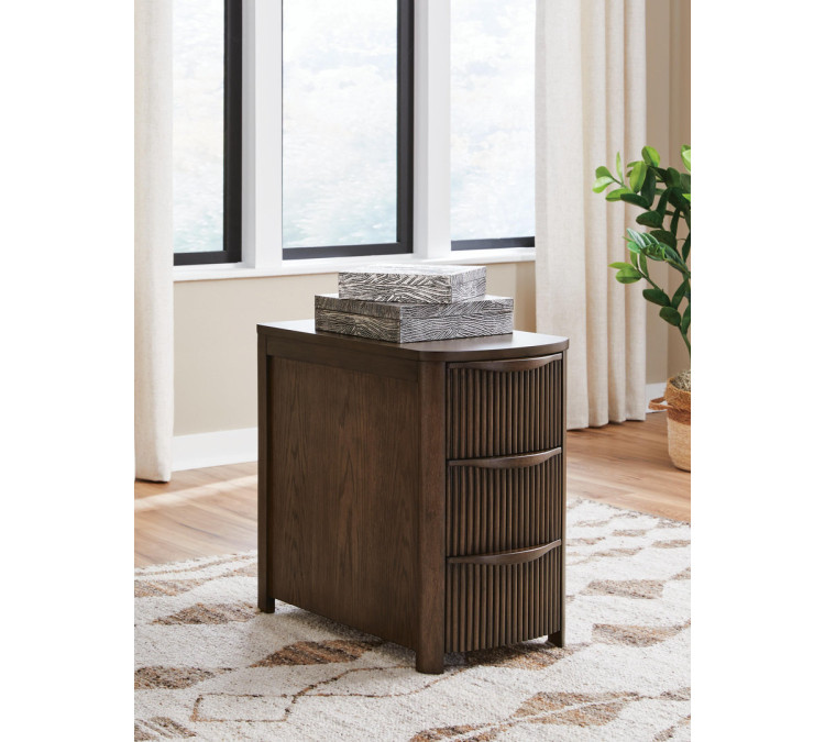 Camdill Chairside End Table - Dark Brown