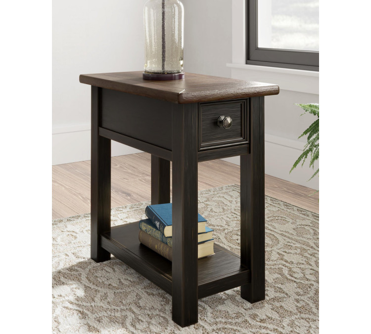 Tyler Creek Chairside End Table - Grayish Brown/Black