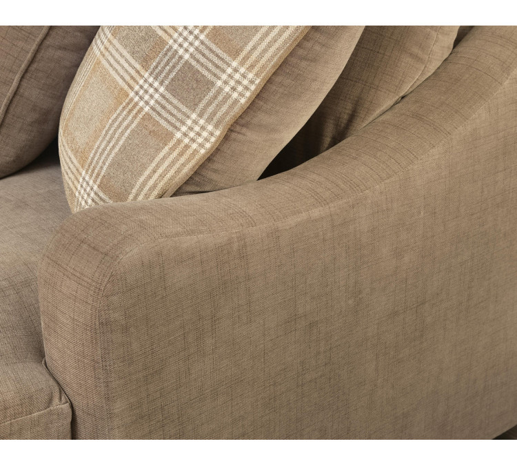 ChloeeAnne Loveseat - Honey