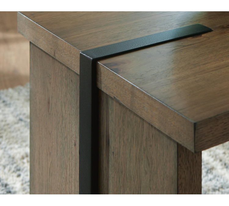 Kandinew End Table - Light Brown