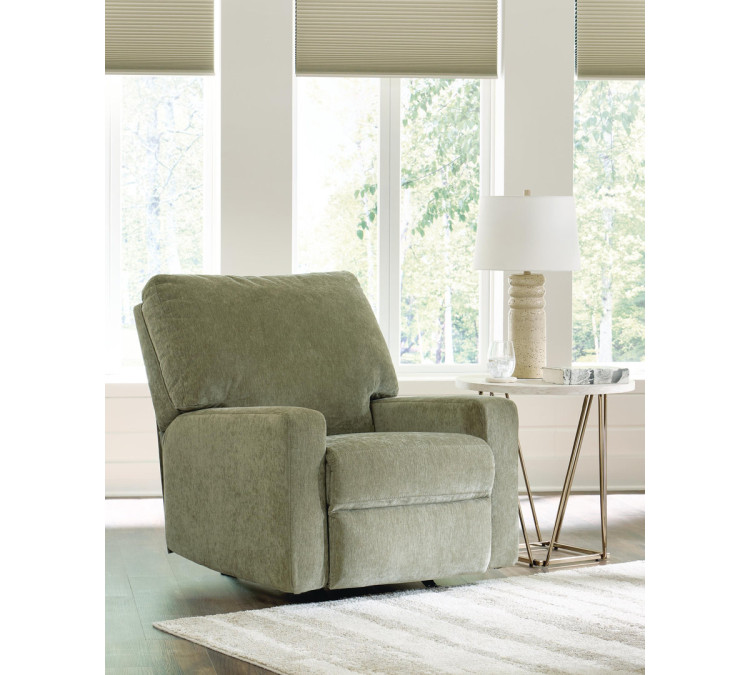 MaKaylen Recliner - Moss