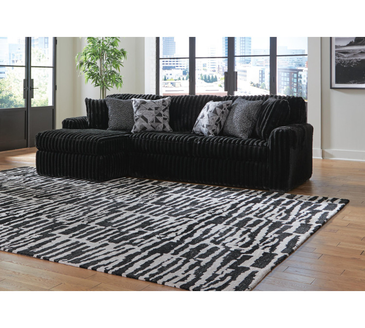 Midnight-Madness 2-Piece Sectional Sofa with Chaise - Onyx