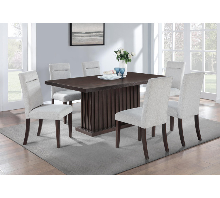 Stafford – Dining Table