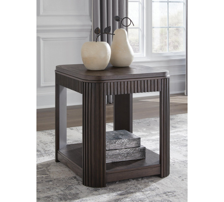 Carlibrie End Table - Warm Brown