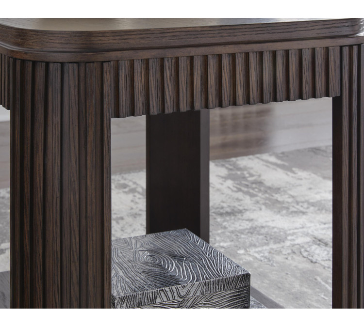 Carlibrie End Table - Warm Brown