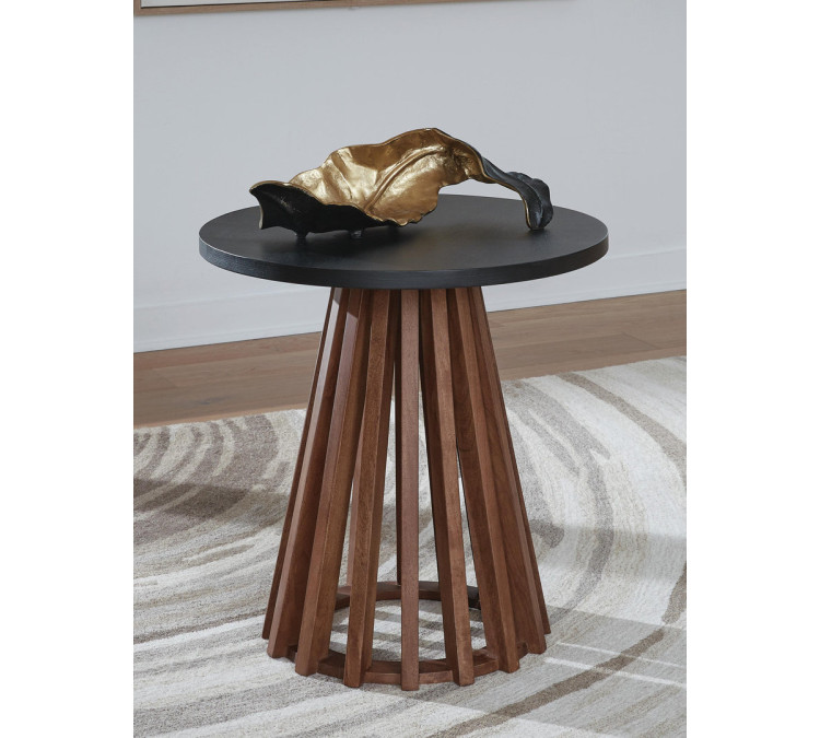 Kallari End Table - Warm Brown/Black