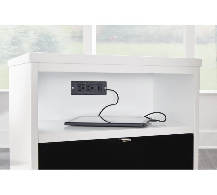 Gardoni Chairside End Table - White/Black