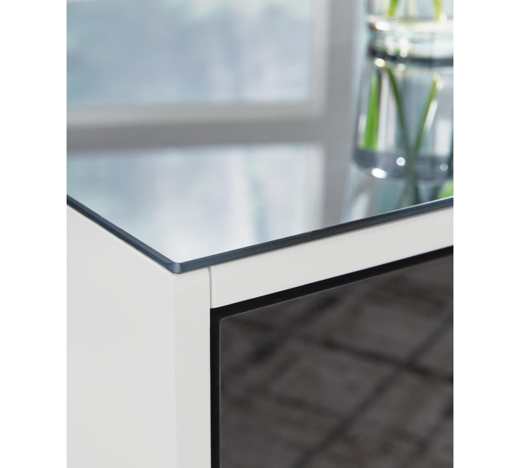 Gardoni End Table - White/Black