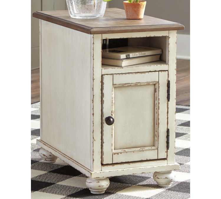 Realyn Chairside End Table - White/Brown