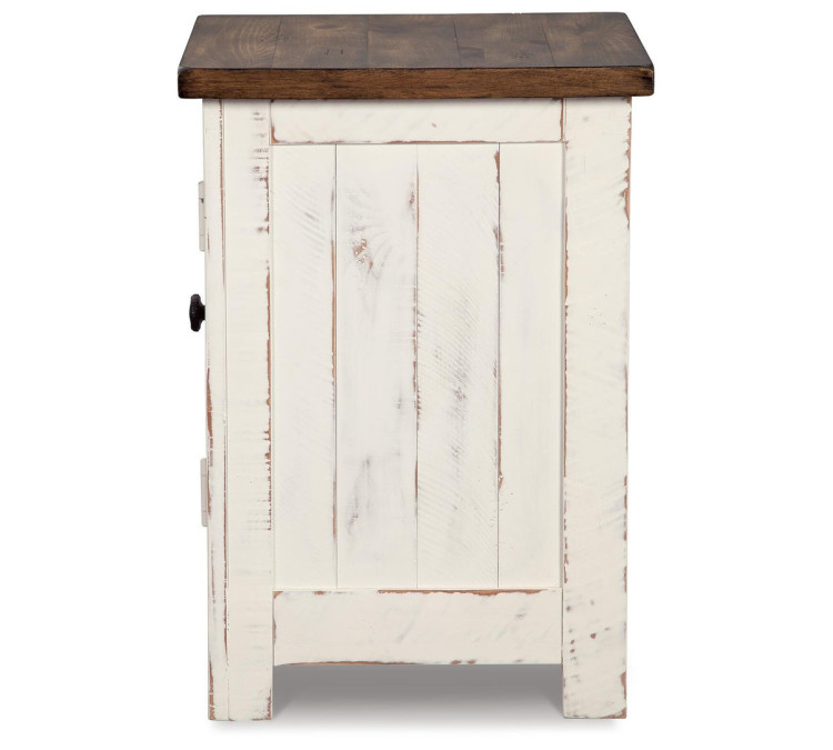 Wystfield Chairside End Table - White/Brown
