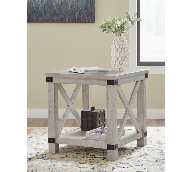 Carynhurst End Table - Whitewash